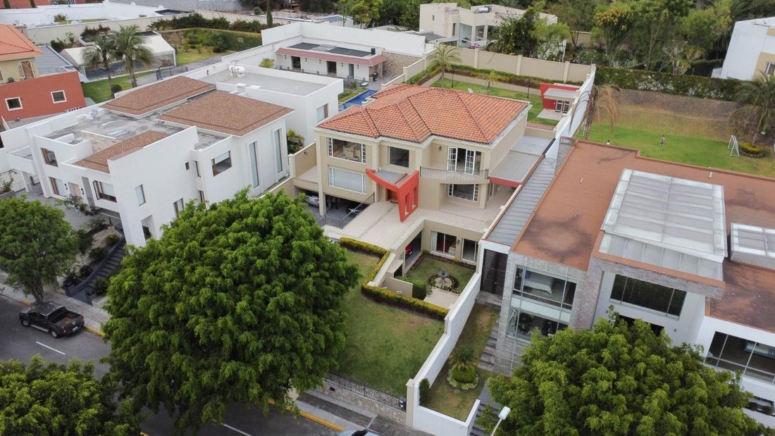 House in Quito, Pichincha, Ecuador 3 - 18661615