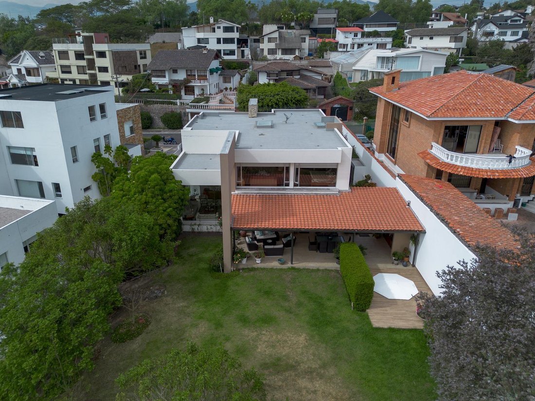 House in Quito, Pichincha, Ecuador 3 - 18660188