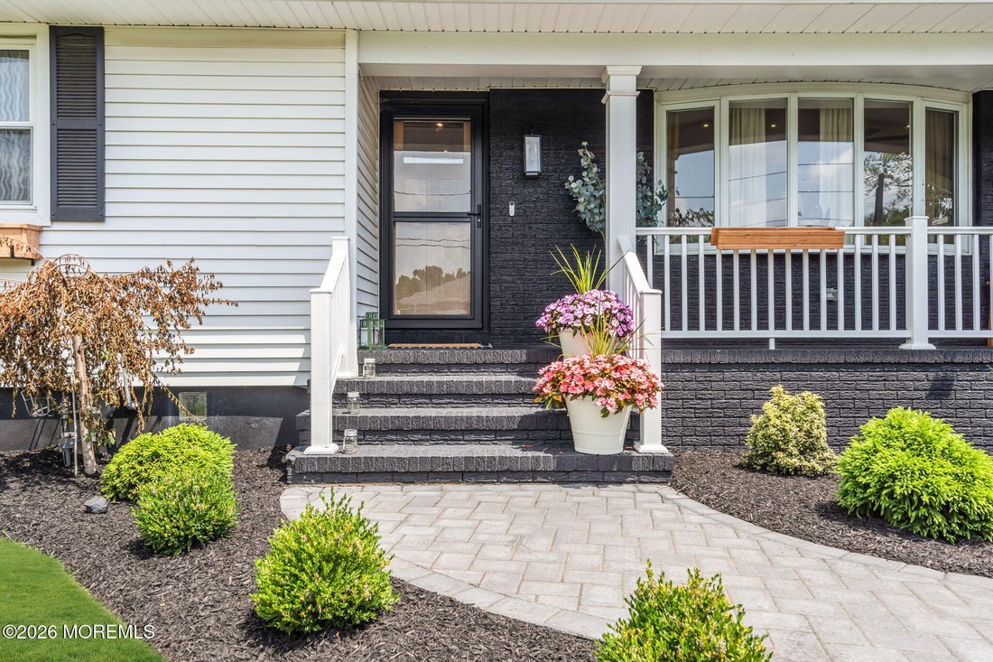 House in North Brunswick Township, New Jersey, United States 4 - 18665917