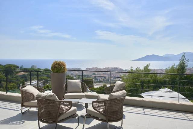 House in Cannes, Provence-Alpes-Côte d'Azur, France 2 - 15503093