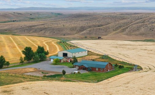 Farm Ranch in Hardin, Montana, United States 1