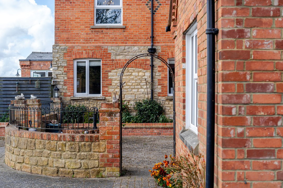 Country House in Calverton, Ravenshead, England 3 - 18668842