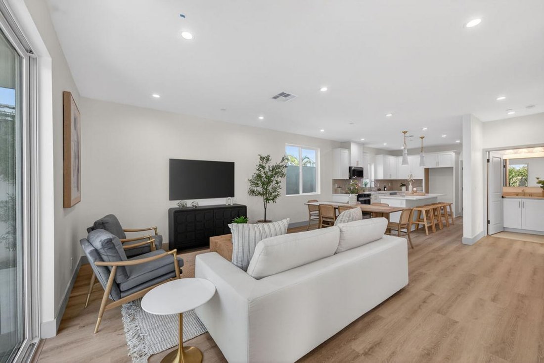 House in Paramount, California, United States 5 - 18666629