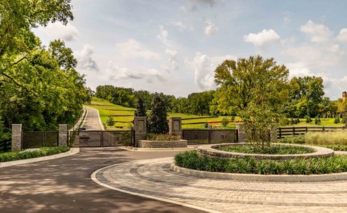 Land in Nashville, Tennessee, United States 1
