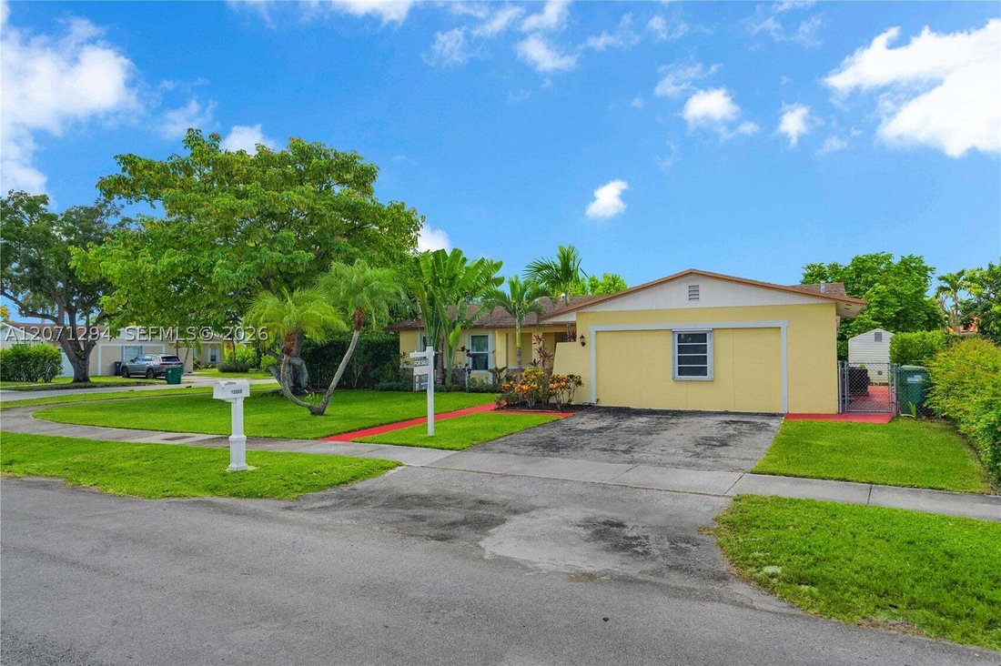 House in Miami, Florida, United States 3 - 18663456
