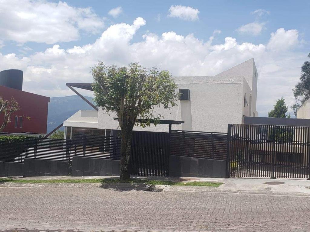 House in Quito, Pichincha, Ecuador 1 - 18661508