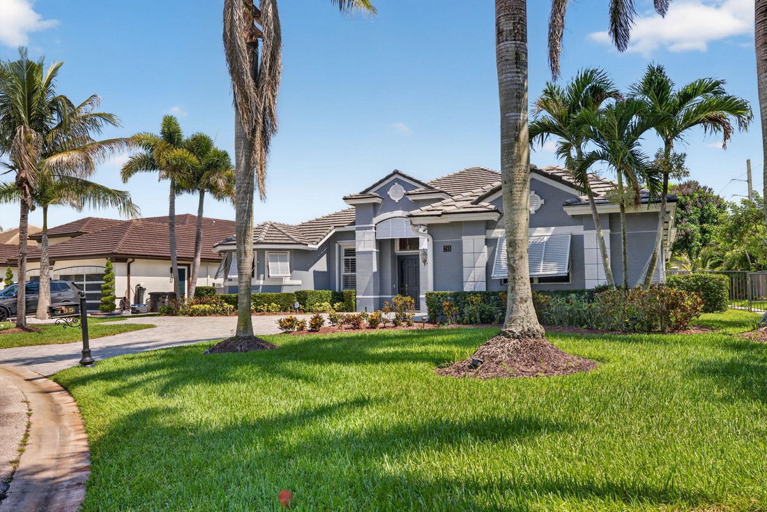 House in Stuart, Florida, United States 2 - 18662974