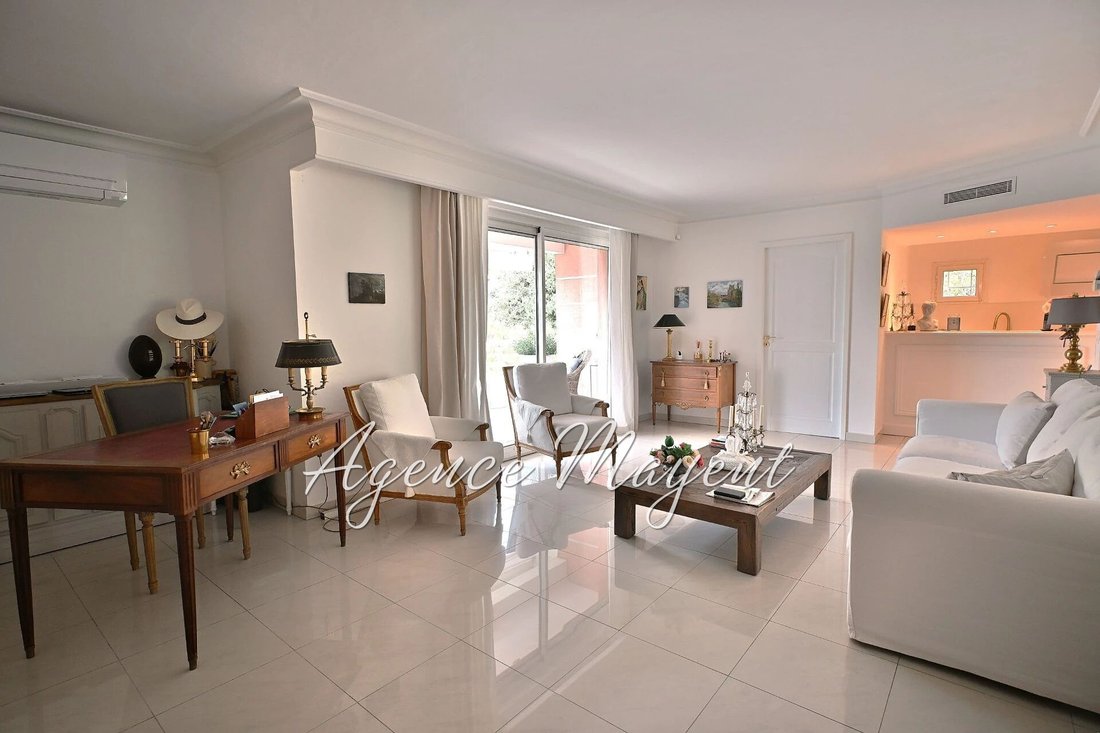 Apartment in Cannes, Provence-Alpes-Côte d'Azur, France 3 - 18666464