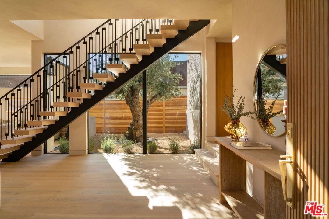 House in Los Angeles, California, United States 3 - 18663327
