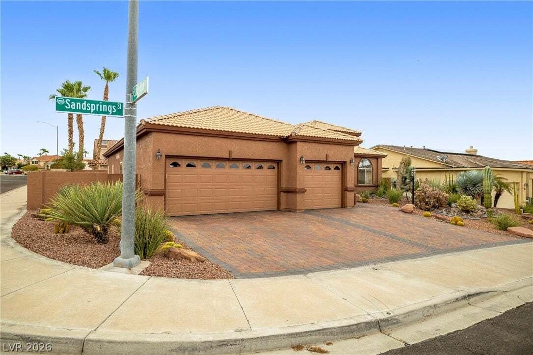 House in Henderson, Nevada, United States 3 - 18665966