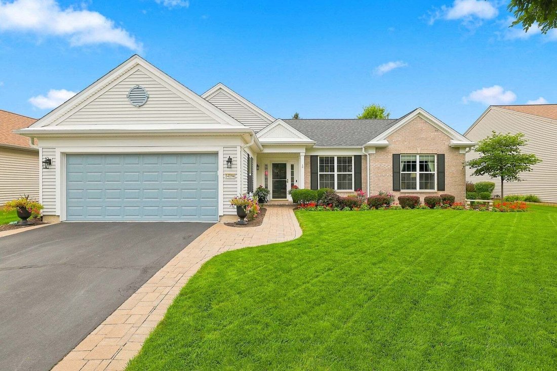 House in Huntley, Illinois, United States 2 - 18663353