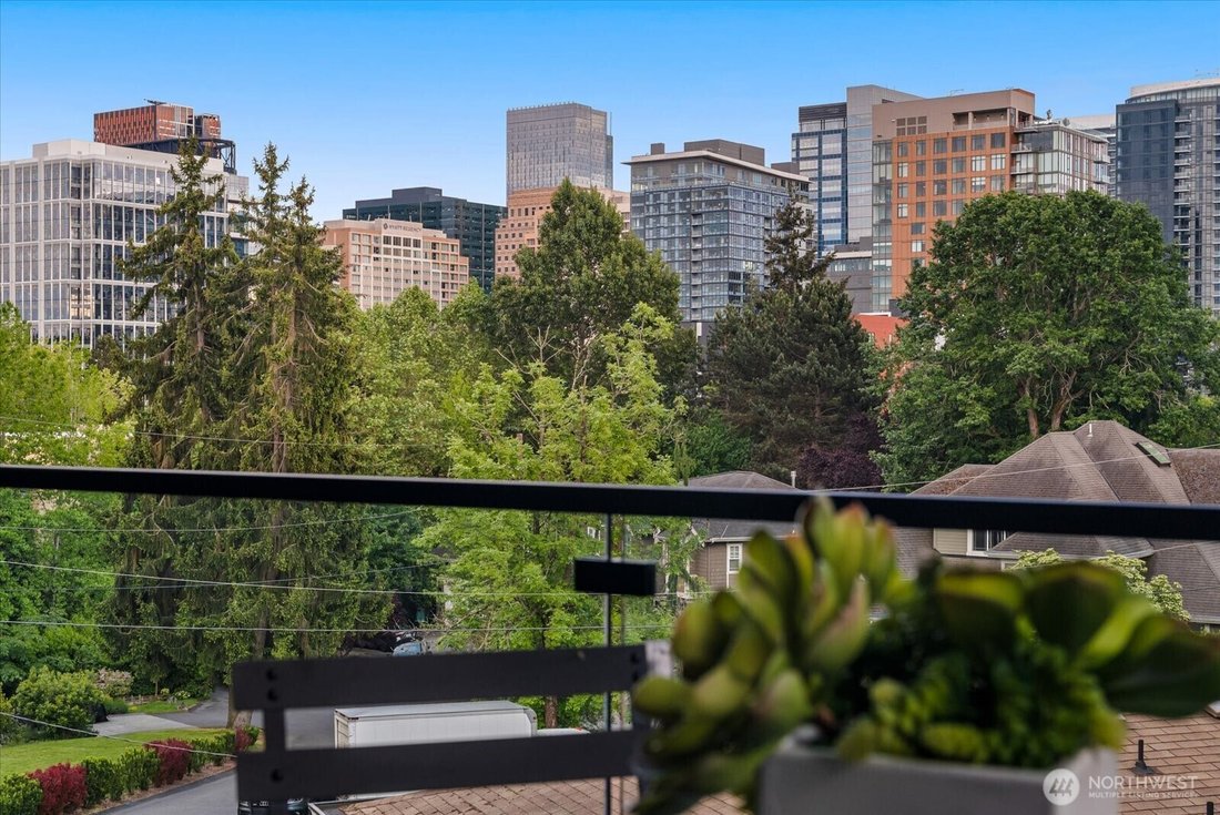 House in Bellevue, Washington, United States 2 - 18670499
