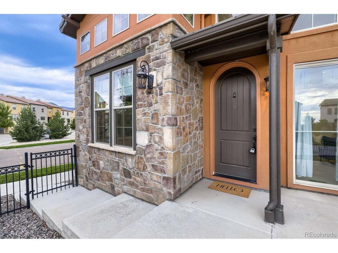 House in Lakewood, Colorado, United States 1 - 18666087
