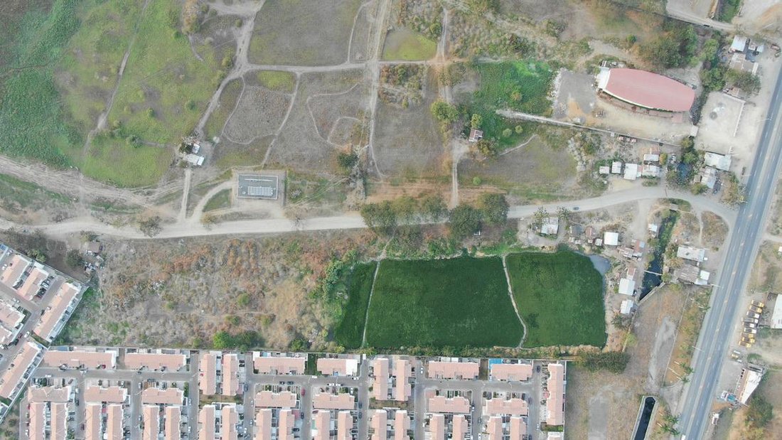 Land in El Condado, Guayas, Ecuador 4 - 18660292