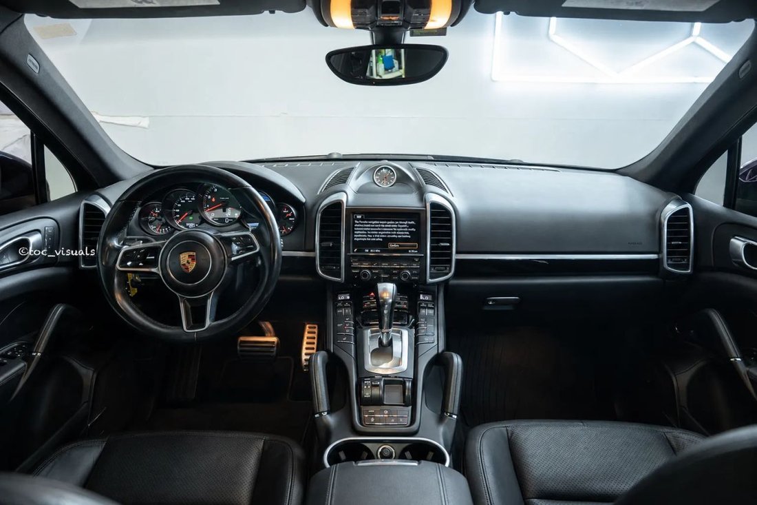 Suv in Davie, FL, United States 2 - 18664972