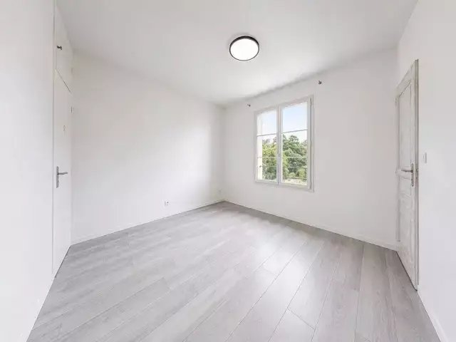 Maison à Chaumes-en-Brie, Île-de-France, France 5 - 18394813