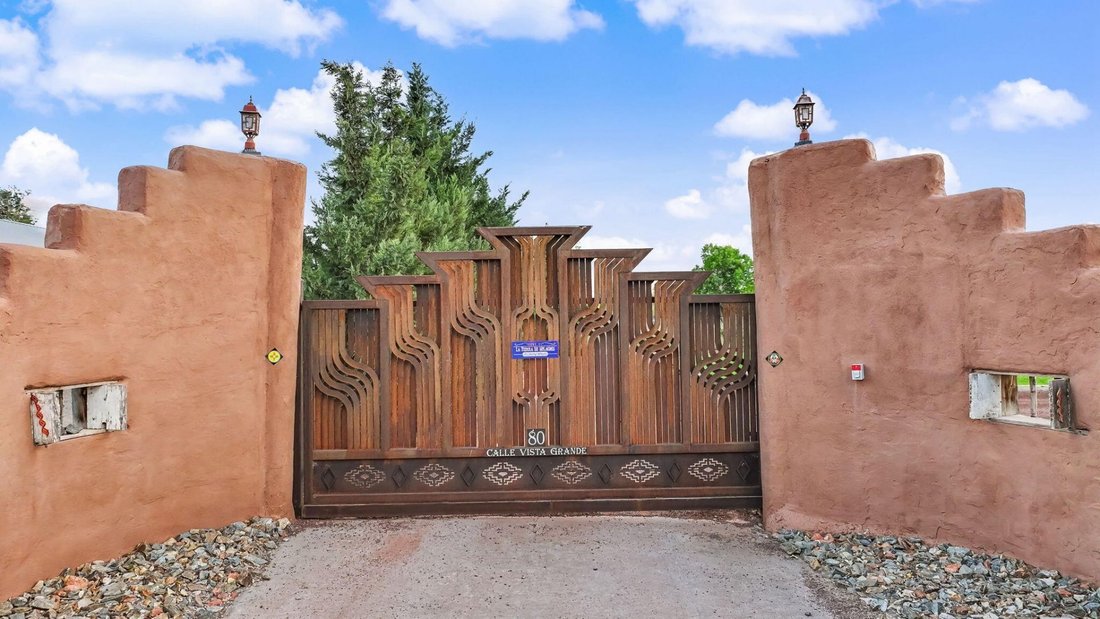 House in Bernalillo, New Mexico, United States 1 - 18670288