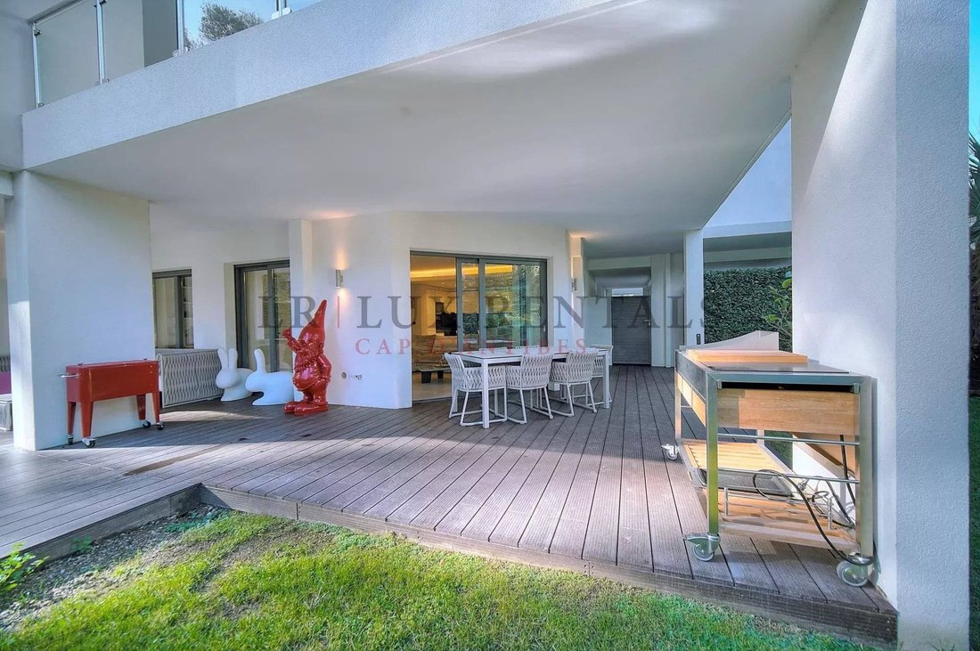 Apartment in Fontmerle, Antibes, France 3 - 15628190