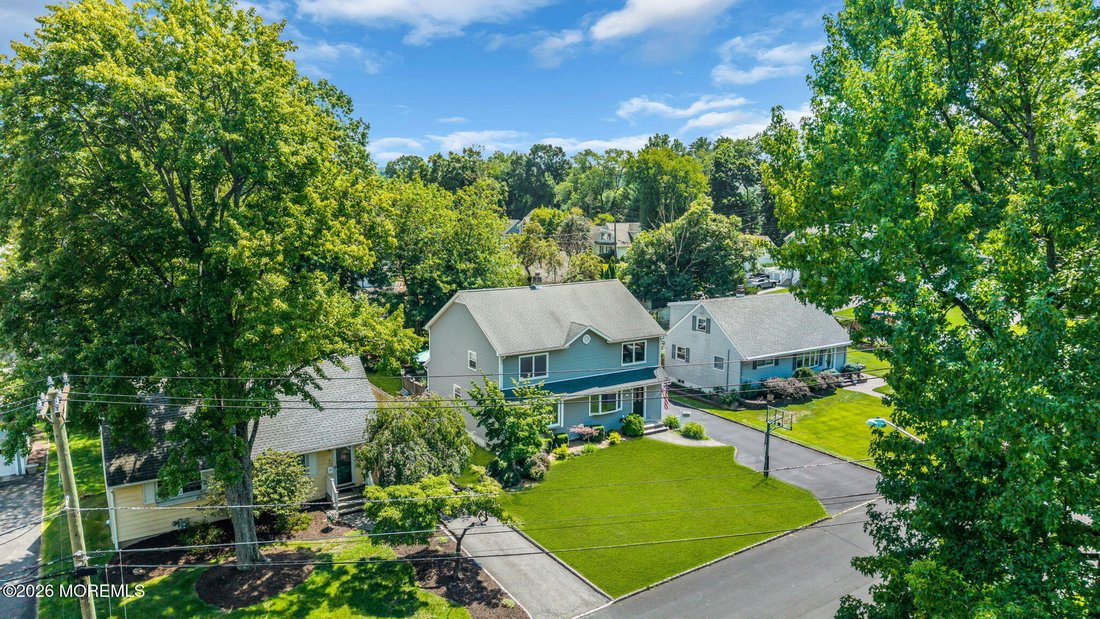 House in Cedar Grove, New Jersey, United States 4 - 18666026