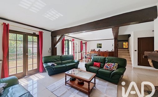 Casa a Leclerc-Centre Ouest, Brie-Comte-Robert, Francia 1