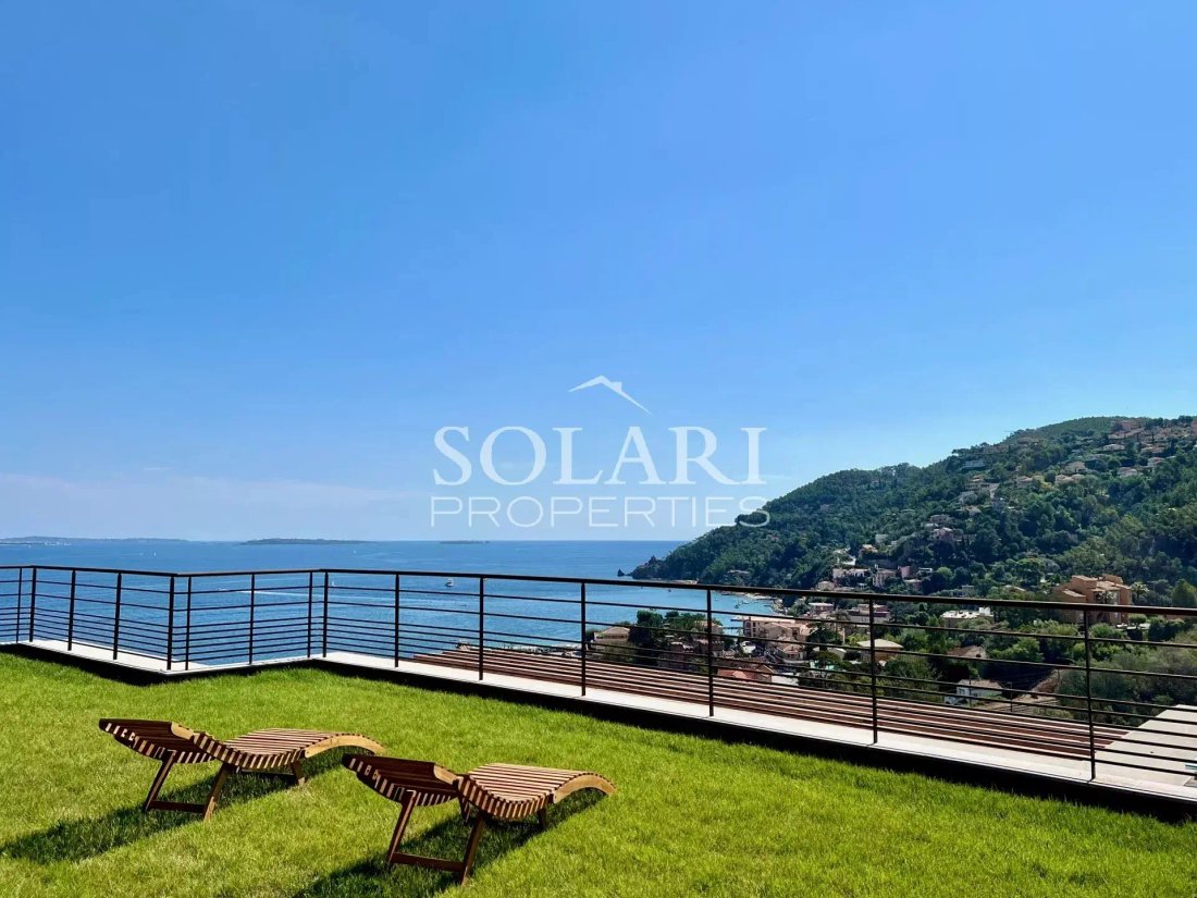 Villa in Théoule-sur-Mer, Provence-Alpes-Côte d'Azur, France 4 - 15663660