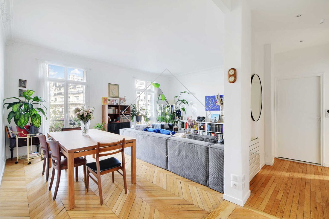 Apartment in Elysées-Madeleine, Paris 8e Arrondissement, Paris 3 - 18672526