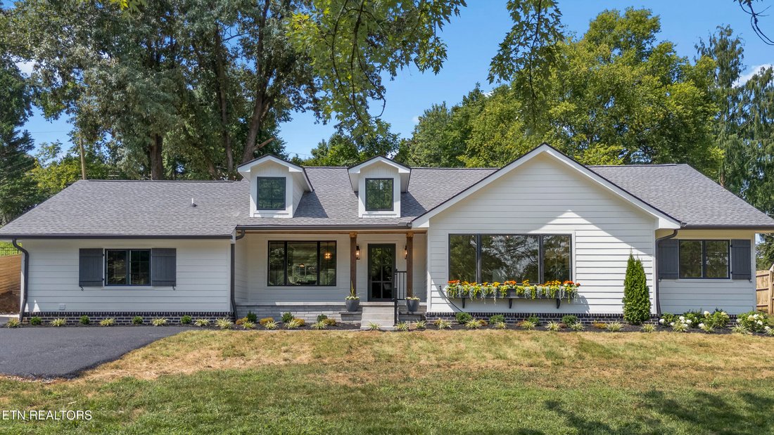 House in Knoxville, Tennessee, United States 1 - 18670740