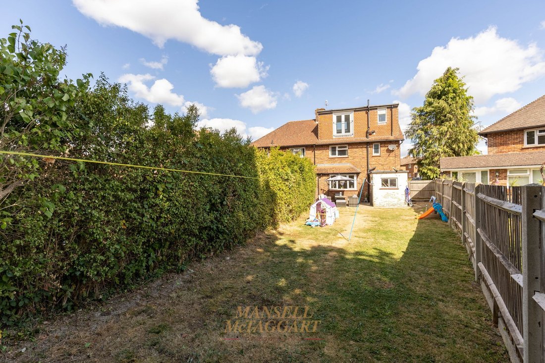 House in Weatherhill, South Godstone, England 2 - 18660828