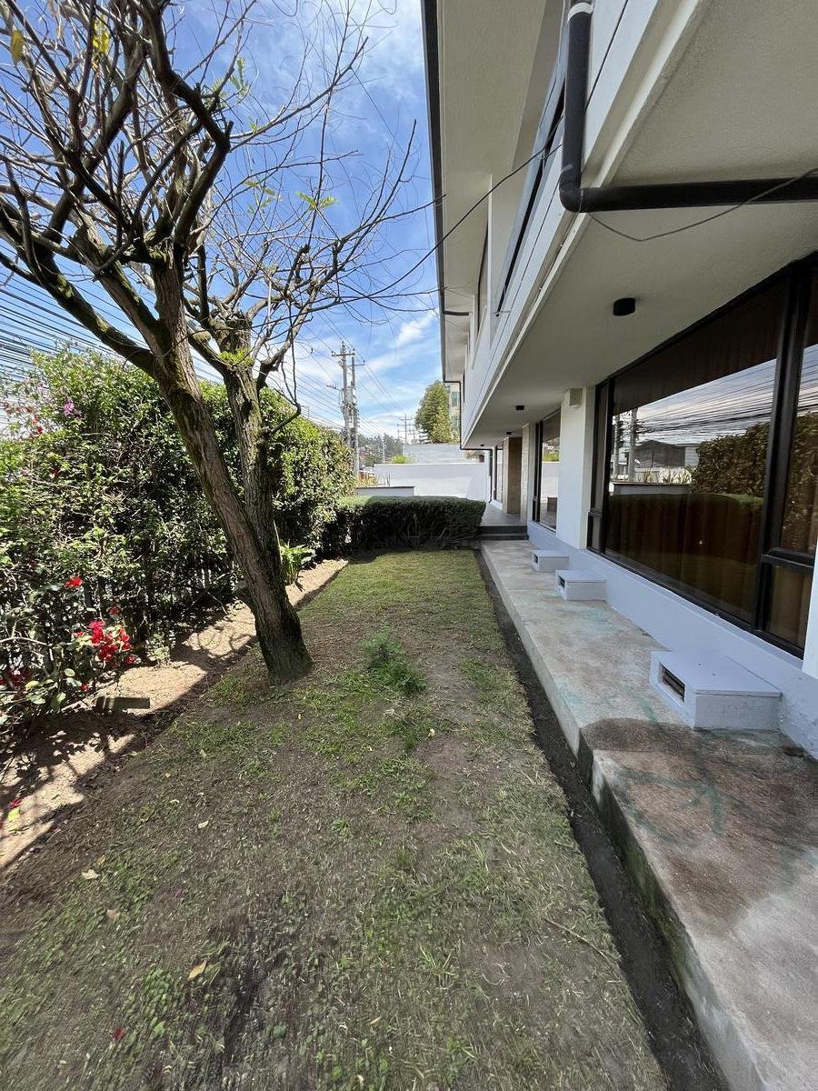 House in Quito, Pichincha, Ecuador 2 - 18660200