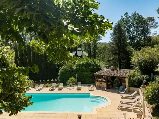 Estate in Salernes, Provence-Alpes-Côte d'Azur, France 3 - 17759625