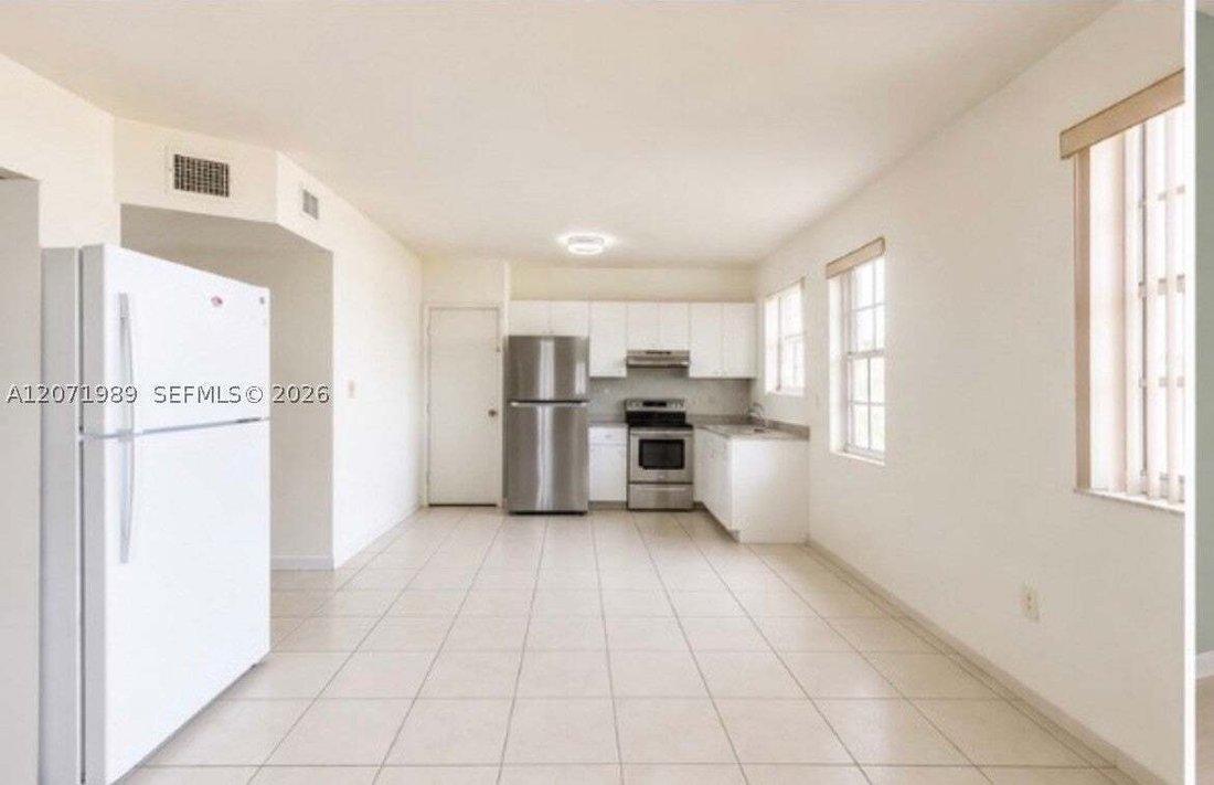 House in Miami, Florida, United States 5 - 18669069