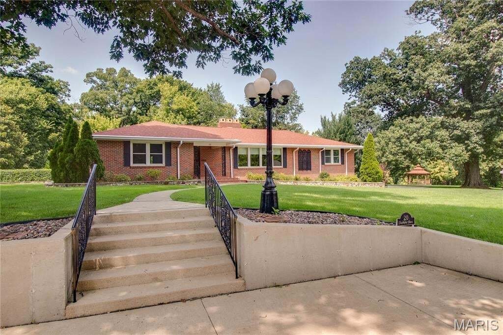 House in Alton, Illinois, United States 2 - 18662211