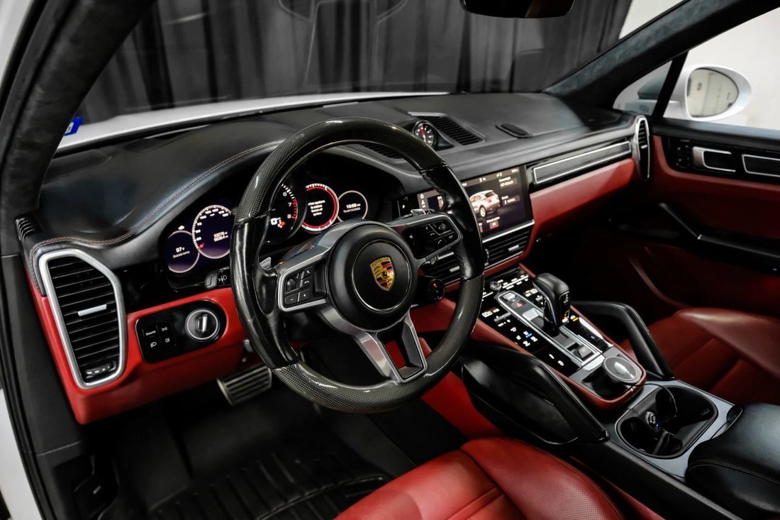 Suv in Garland, TX, United States 3 - 18664800