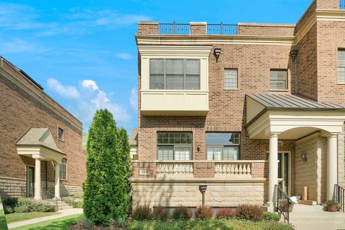 Townhouse in Prospect Heights, Illinois, United States 1 - 18670793