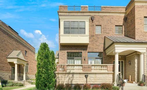 Townhouse in Prospect Heights, Illinois, United States 1