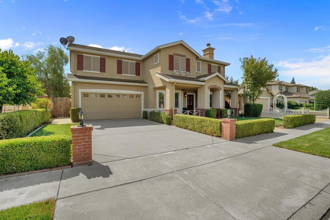 House in Turlock, California, United States 4 - 18669556