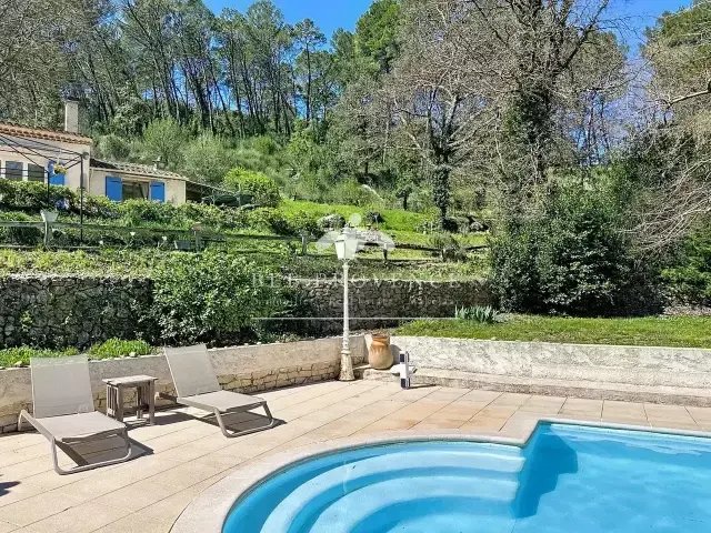 Estate in Salernes, Provence-Alpes-Côte d'Azur, France 4 - 17759625