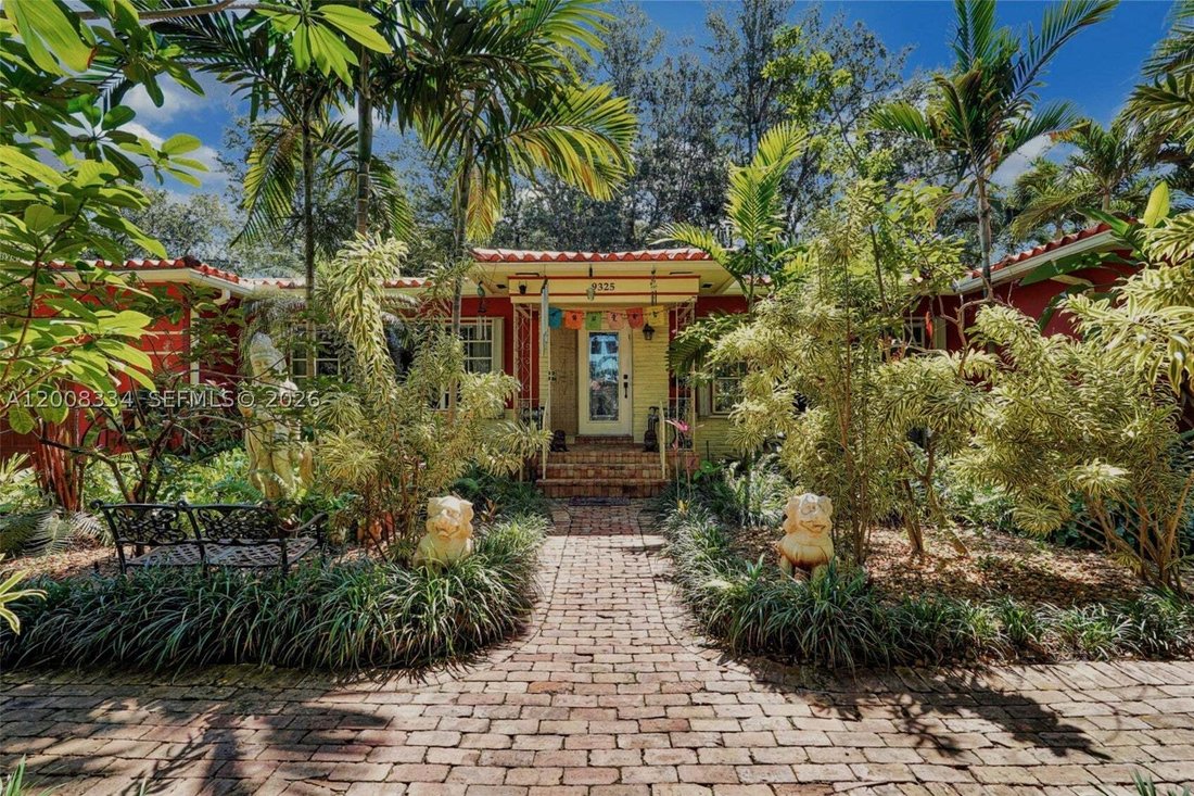 House in Miami, Florida, United States 2 - 17799449