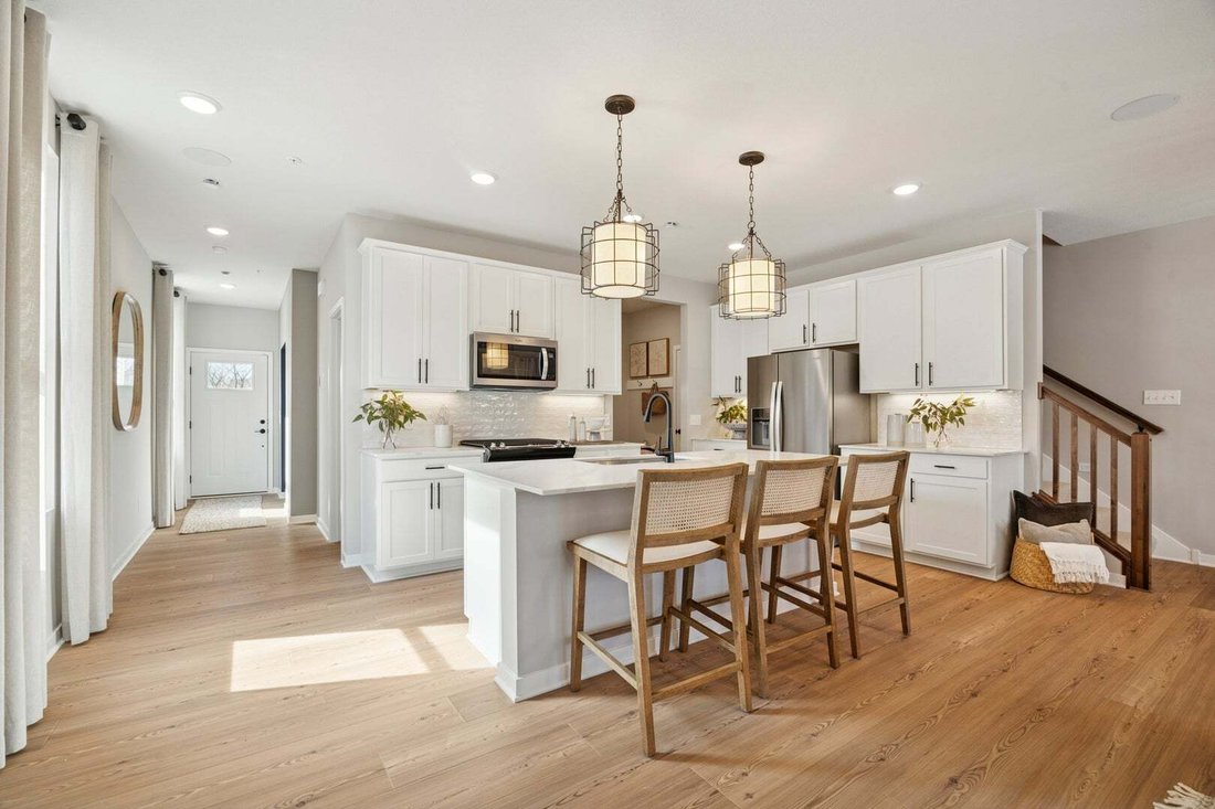 Townhouse in Bolingbrook, Illinois, United States 3 - 18663082