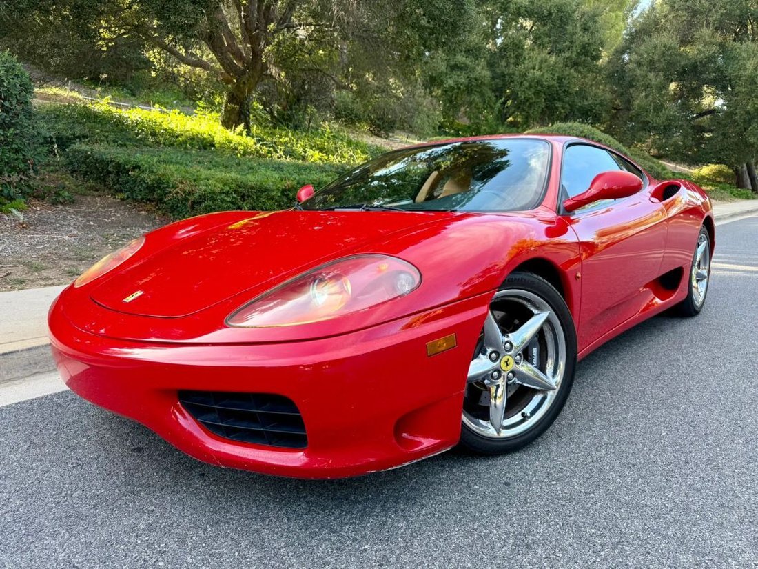 Coupe in Newbury Park, CA, United States 1 - 18664804