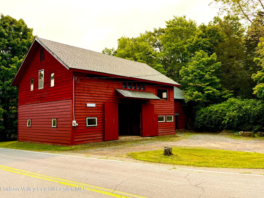 House in Saugerties, New York, United States 2 - 18666504