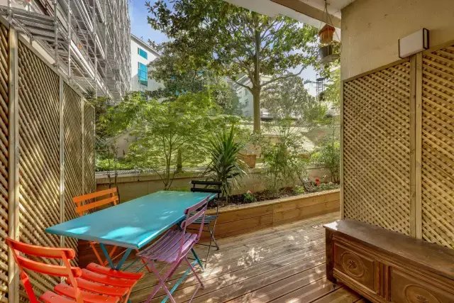 Apartment in Espaces Jeunes, Issy-les-Moulineaux, France 4 - 17673515