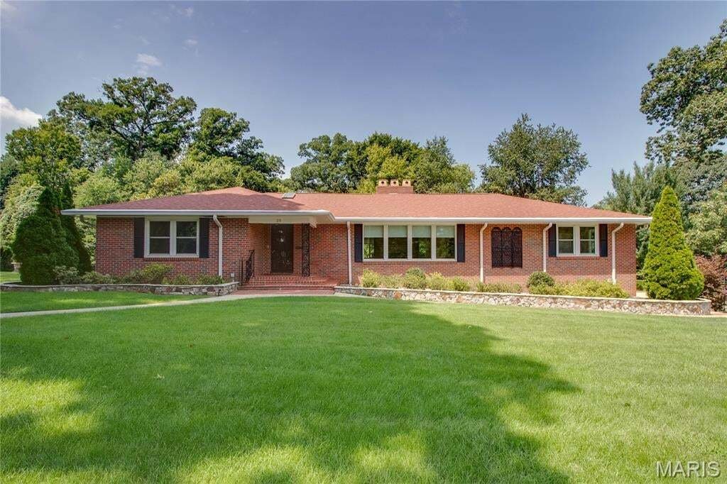 House in Alton, Illinois, United States 1 - 18662211