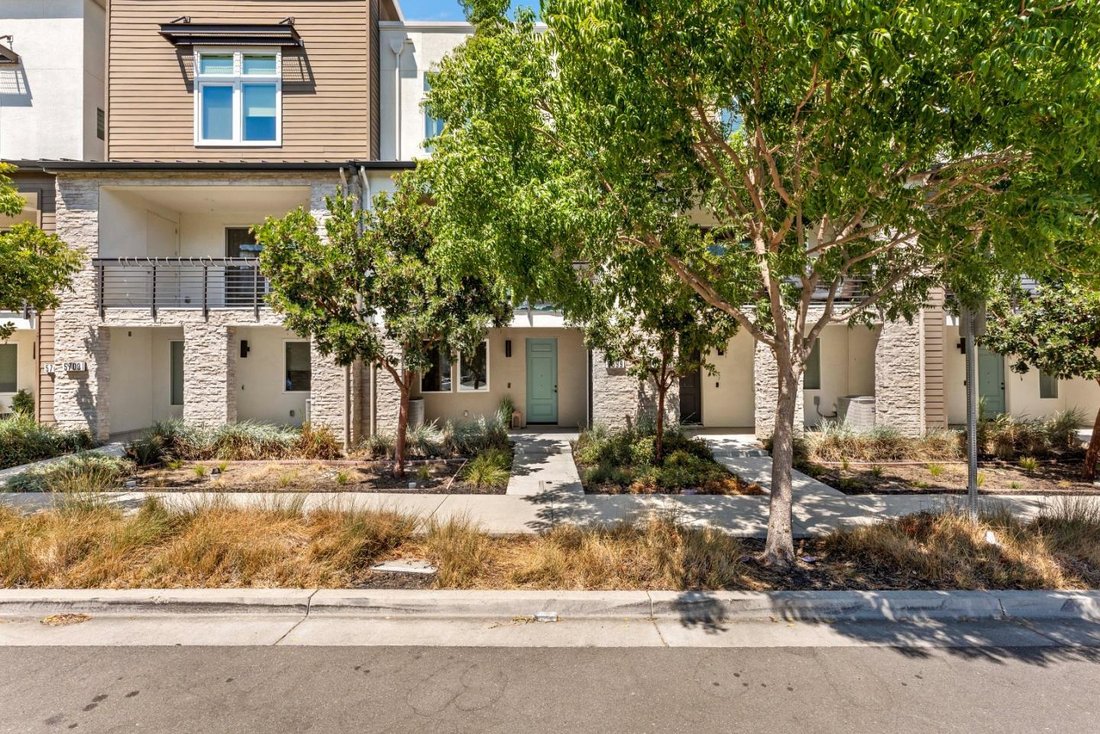 Townhouse in Dublin, California, United States 1 - 18671537
