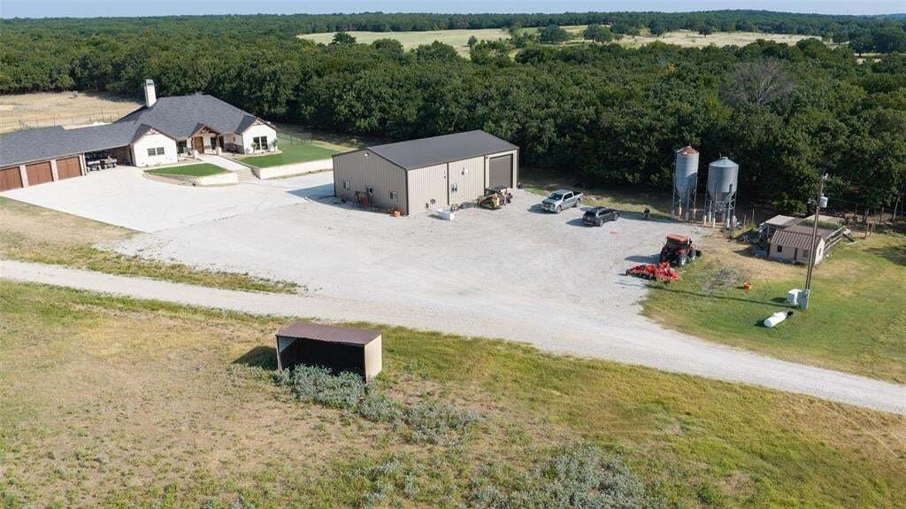 Farm Ranch in Chico, Texas, United States 1 - 18664059