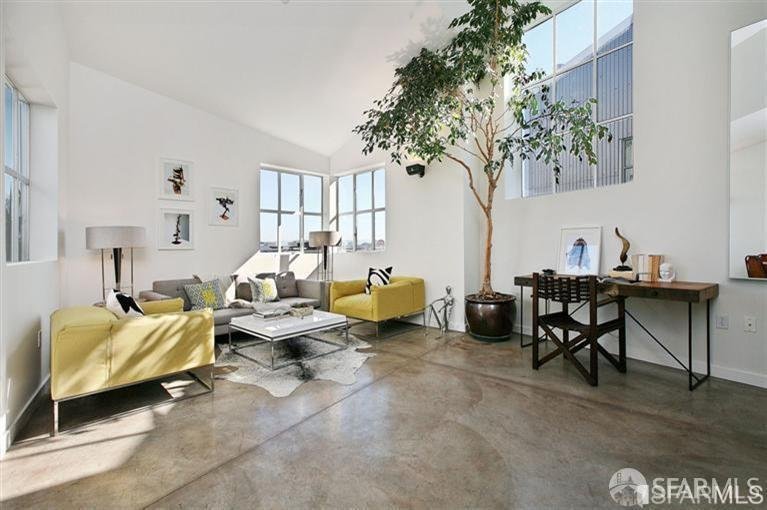 Condo in San Francisco, California, United States 2 - 18662696