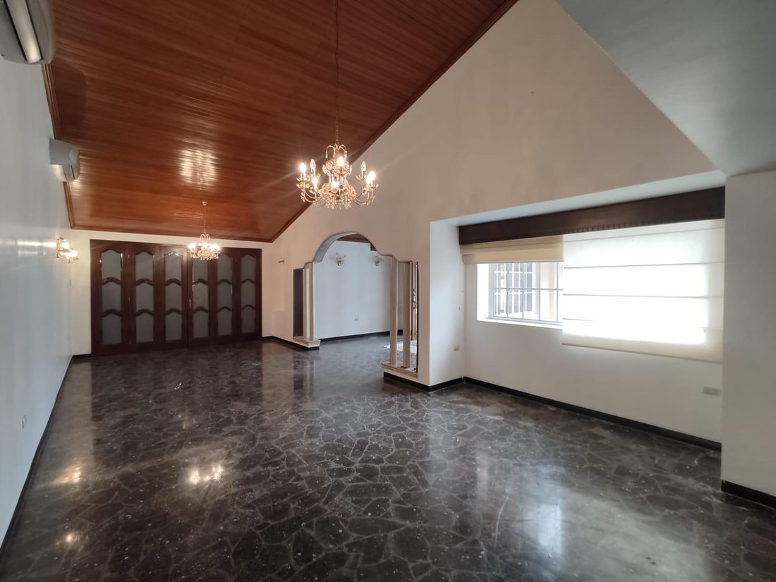 House in Guayaquil, Guayas, Ecuador 1 - 18661334
