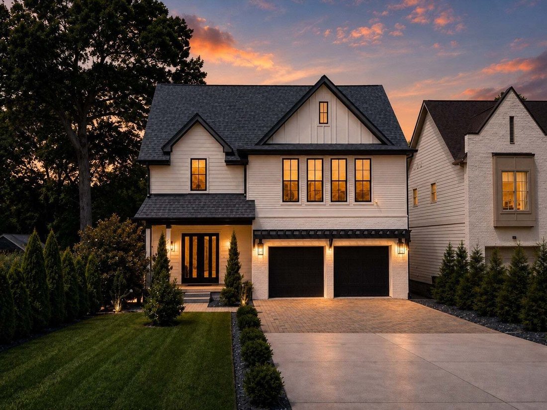 Co Op in Forest Hills, Tennessee, United States 1 - 18659519