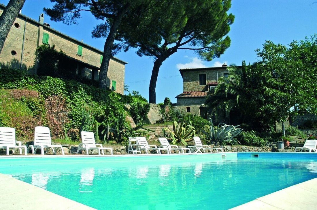 Country House in Roccastrada, Tuscany, Italy 1 - 18667847