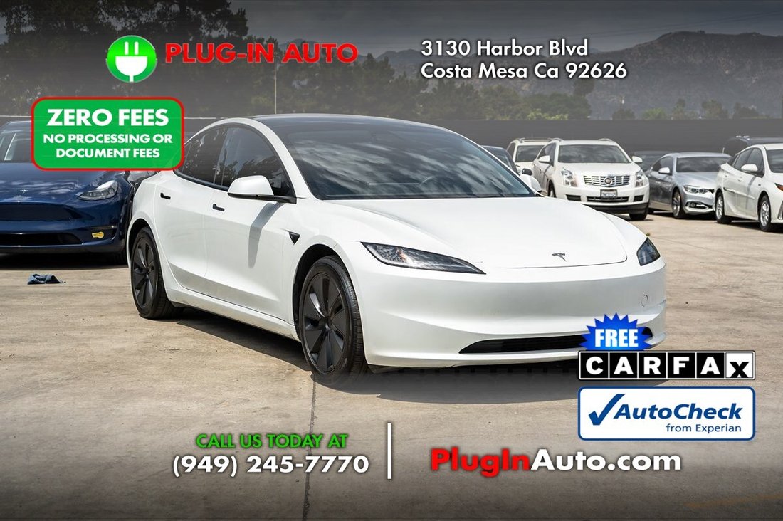 Sedan in Costa Mesa, CA, United States 4 - 18666705